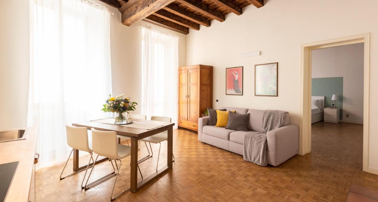 Charming Joivy Flat Next To Duomo Di Como Exterior foto